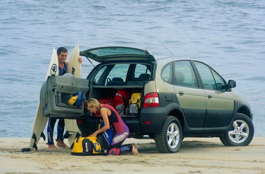  Renault Scenic RX4 2000 года  (фото 46 из 66)